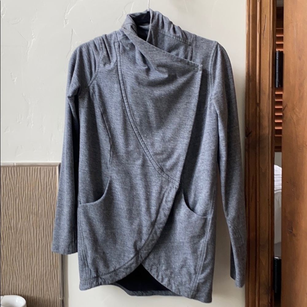 Lululemon wrap jacket - Picture 4 of 4